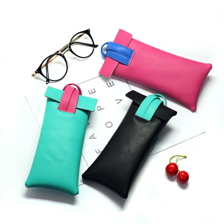 Pouches P-1011